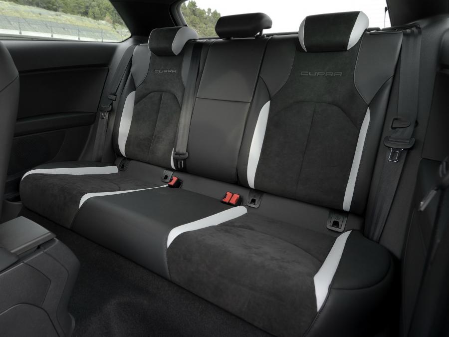  Seat Leon SC Cupra 280 2014 года  (фото 11 из 20)